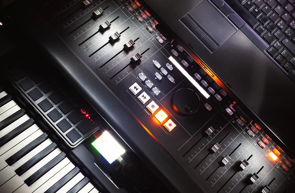 Production console and musical keyboard Production console and musical keyboard